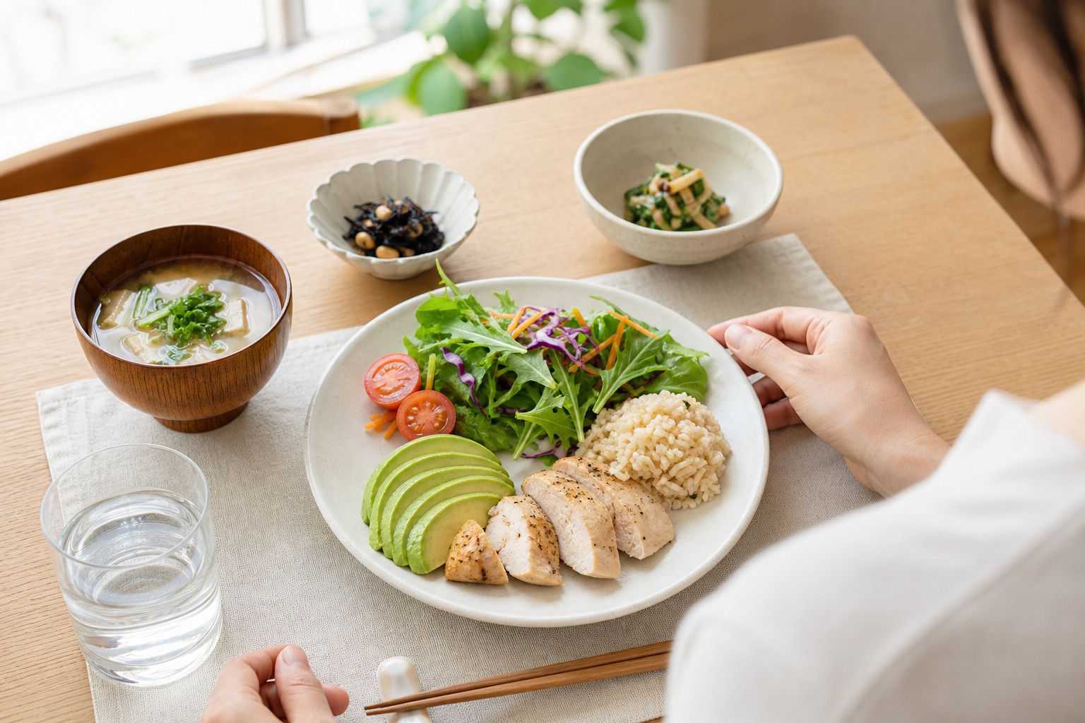 アボカドはダイエット中に食べてもよいが、食べ方次第で太るを補足する画像